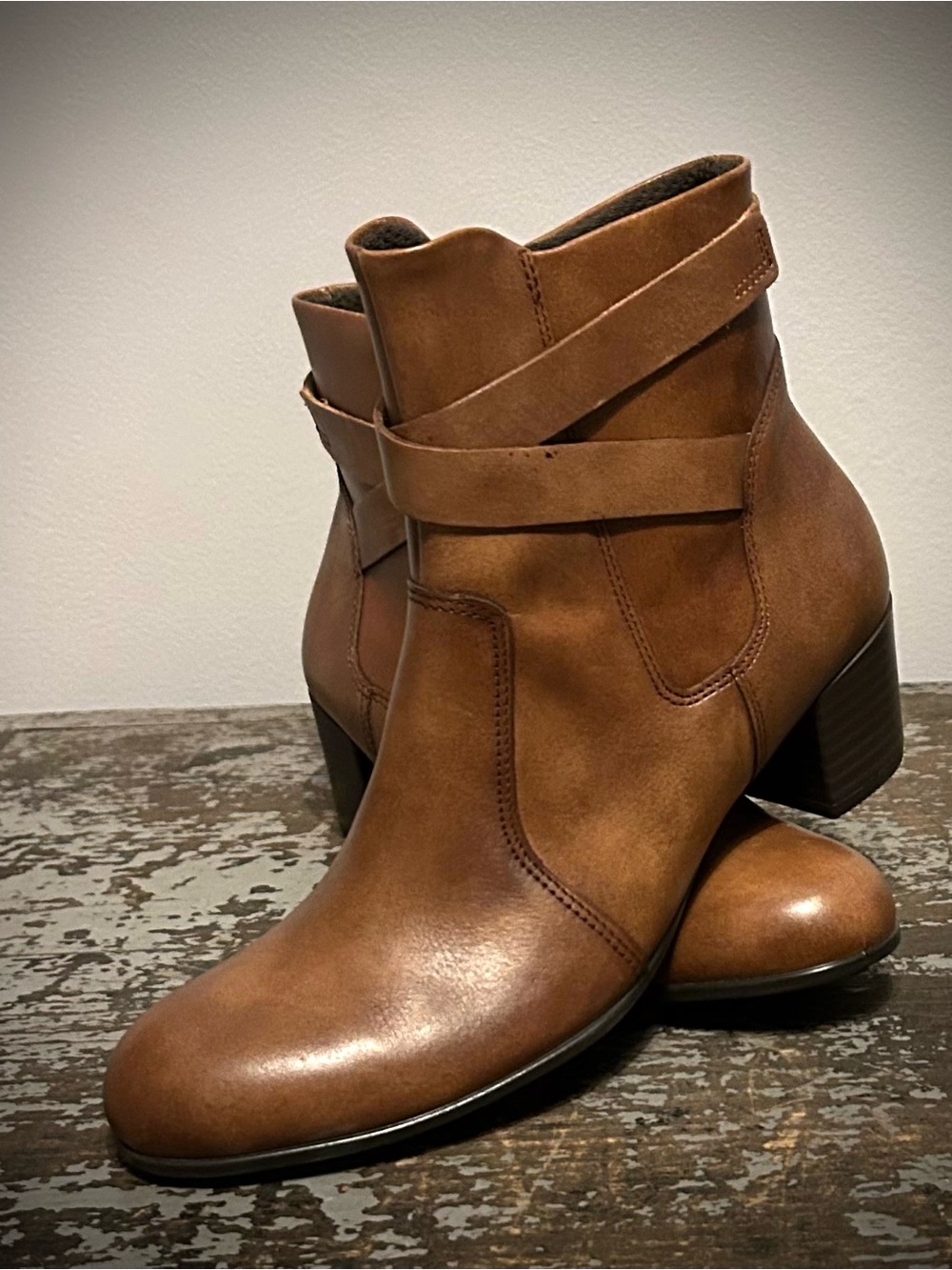Ecco Women’s Brown Ankle Boots with Wrap Strap